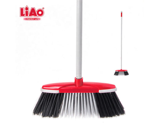 Liao Soft Brush With Stick 1 Piece