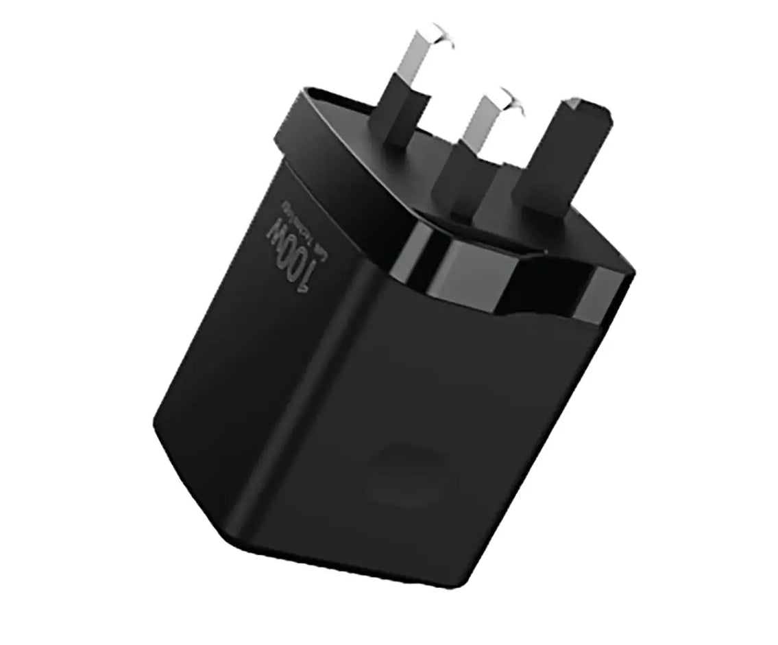 Porodo GaN 100W Multi-port wall charger real time power display